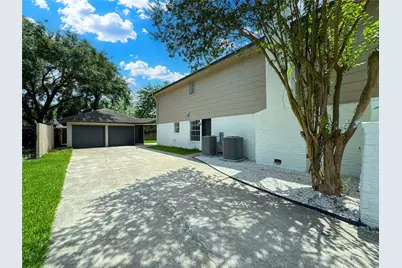 16422 Brambling Drive, Houston, TX 77059 - Photo 41