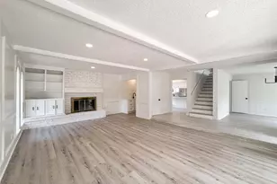 16422 Brambling Dr, Houston, TX 77059 - Photo 17