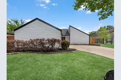 2231 Round Lake Drive, Houston, TX 77077 - Photo 3