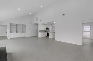 2231 Round Lake Dr, Houston, TX 77077 - Photo 9