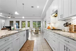 12140 Goliad Ln, Willis, TX 77378 - Photo 11