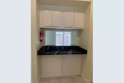6525 Renwick Drive #A, Houston, TX 77081 - Photo 7