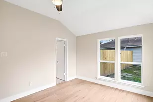 9254 Autumnsong Dr, Houston, TX 77064 - Photo 21