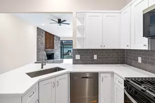 9254 Autumnsong Dr, Houston, TX 77064 - Photo 11