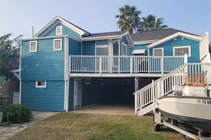 1623 Ave N 1/2, Galveston, TX 77550 - Photo 7