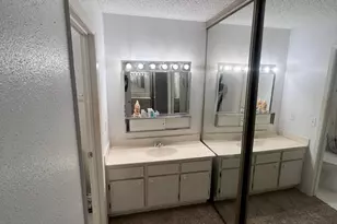 6843 Greenway Chase St, Houston, TX 77072 - Photo 3