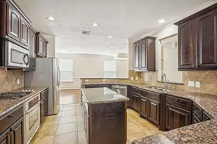 3419 Skyline Village Dr, Houston, TX 77057 - Photo 7