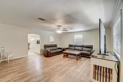 13414 Anna Court, Santa Fe, TX 77517 - Photo 15