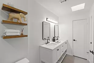 2019 Wilcrest Dr, Houston, TX 77042 - Photo 15