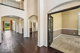 2306 Lakeway Dr, Friendswood, TX 77546 - Photo 5