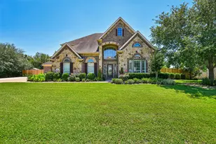 2306 Lakeway Dr, Friendswood, TX 77546 - Photo 3