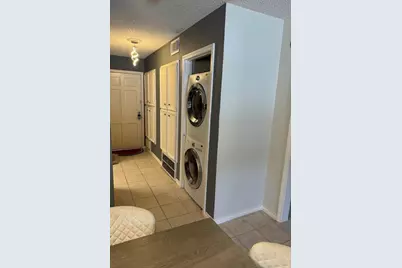 3131 Southwest Freeway #B17, Houston, TX 77098 - Photo 7