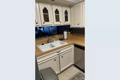 3131 Southwest Freeway #B17, Houston, TX 77098 - Photo 5