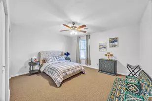 6909 Weiss Dr, Galveston, TX 77551 - Photo 29