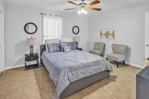 6909 Weiss Dr, Galveston, TX 77551 - Photo 23