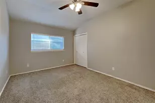 29118 Stapleford St, Spring, TX 77386 - Photo 7