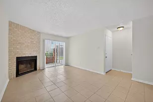12550 Whittington Dr, Houston, TX 77077 - Photo 3