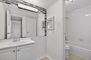 12550 Whittington Dr, Houston, TX 77077 - Photo 5