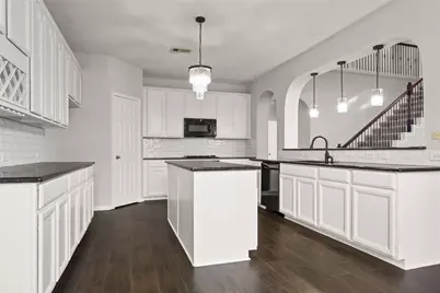15306 Bramshaw Glen Court, Houston, TX 77049 - Photo 9
