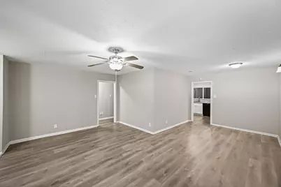605 West Avenue, Pasadena, TX 77502 - Photo 7