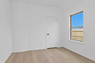 307 Eileen Dr, Rosenberg, TX 77471 - Photo 11