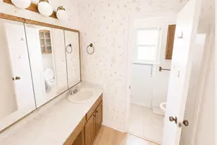802 Seafoam Rd, Houston, TX 77062 - Photo 9