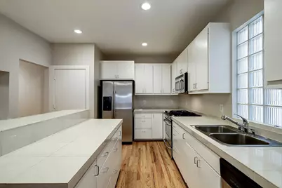 425 W 26th Street, Houston, TX 77008 - Photo 7