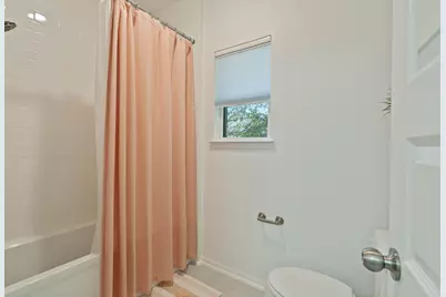 122 N Winter Sunrise Circle, The Woodlands, TX 77375 - Photo 35