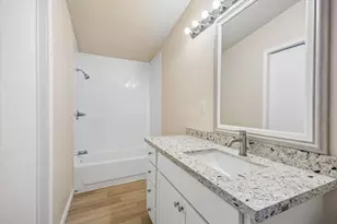 5806 S Hwy 35, Alvin, TX 77511 - Photo 17