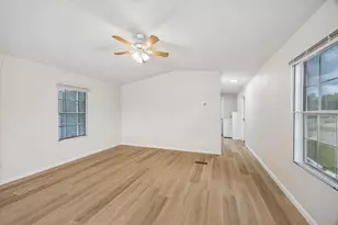 5806 S Hwy 35, Alvin, TX 77511 - Photo 13