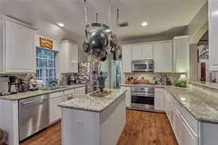 119 N Rambling Ridge Pl, The Woodlands, TX 77385 - Photo 21