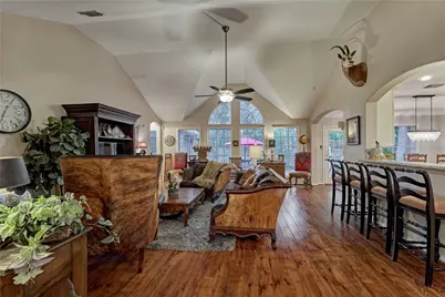 119 N Rambling Ridge Place, The Woodlands, TX 77385 - Photo 19