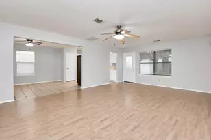 3919 Rolling Springs Ln, Katy, TX 77449 - Photo 11