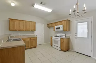 24415 Strong Pine Dr, Huffman, TX 77336 - Photo 9