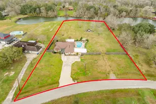 152 Lakewood Dr, Angleton, TX 77515 - Photo 37