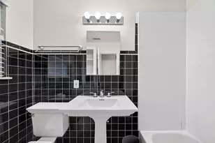 2010 Wakefield Dr, Houston, TX 77018 - Photo 15