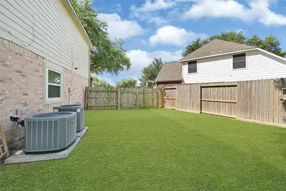2205 W Van Trease Drive, Deer Park, TX 77536 - Photo 33