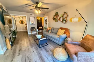 704 Briargrove Dr, Alvin, TX 77511 - Photo 5
