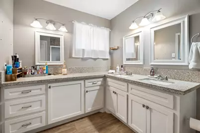 902 E X Street, Deer Park, TX 77536 - Photo 17