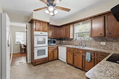 2016 Briar Lane, Richmond, TX 77469 - Photo 13