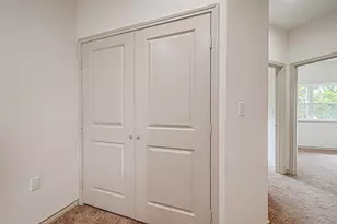 5530 Hirondel St, Houston, TX 77033 - Photo 15