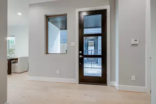 711 E 26th St, Houston, TX 77009 - Photo 5