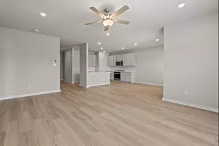 1029 Arbor Vlg Ln, Katy, TX 77493 - Photo 3