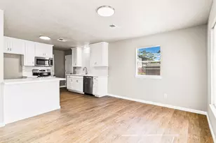 217 Brown Ave, Onalaska, TX 77360 - Photo 13