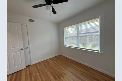 8733 Lugary Drive, Houston, TX 77074 - Photo 27