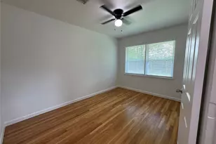 8733 Lugary Dr, Houston, TX 77074 - Photo 23