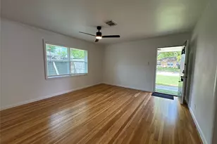 8733 Lugary Dr, Houston, TX 77074 - Photo 7