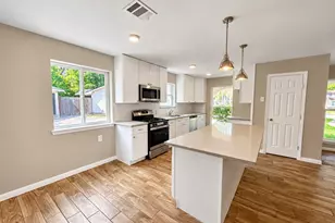 1738 Hollyberry Dr, Houston, TX 77073 - Photo 15