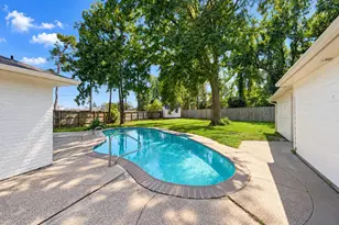 1738 Hollyberry Dr, Houston, TX 77073 - Photo 39