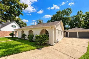 1738 Hollyberry Dr, Houston, TX 77073 - Photo 47